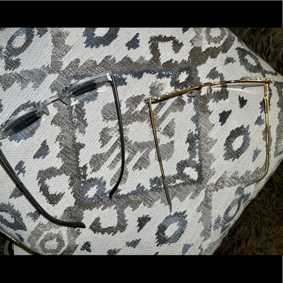 ๐ถ๐ Ladies Fashion Sunglasses Bundle ๐ถ๐ - Picture 3 of 6